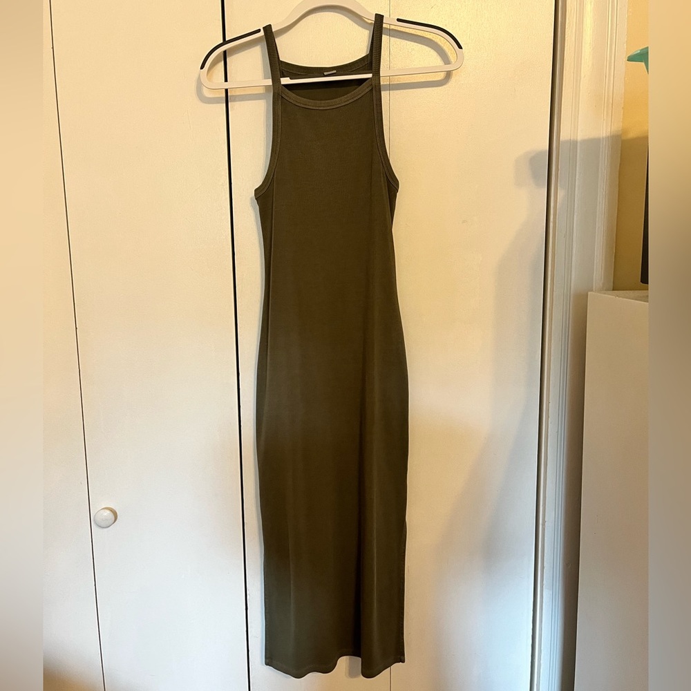 Green bodycon dress
